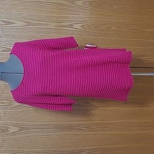 Liz Claiborne- Short sleeve sweater